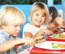 Żywienie dziecka w wieku od dwóch do trzech lat