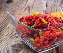 Как приготовить салат «Щетка»: «выметаем» лишние кг и очищаем организм